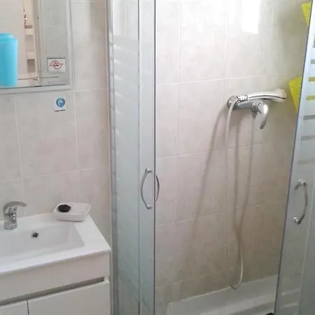 Luxurious In With Pool 빌라 *