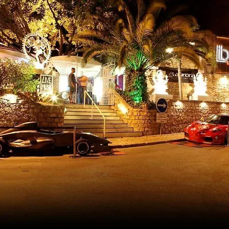 Luxurious In With Pool