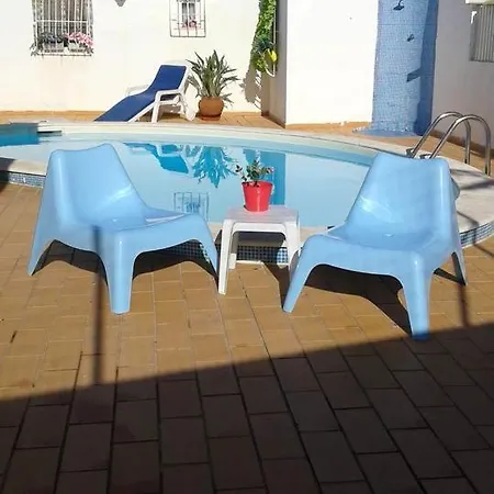 Luxurious In With Pool *