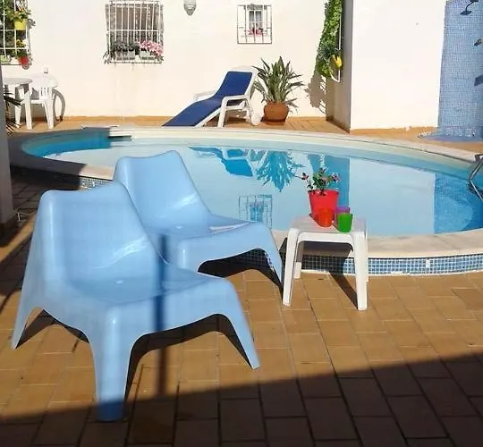 Luxurious In With Pool *