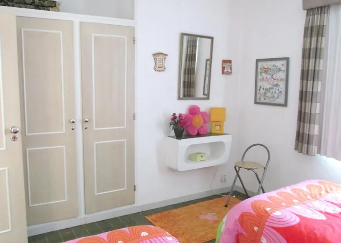 Luxurious In With Pool *