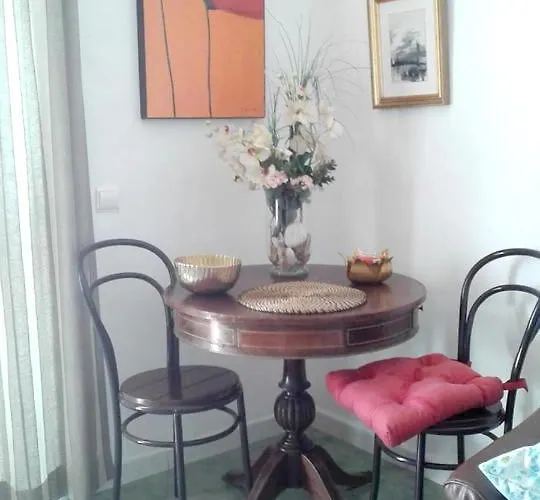 Luxurious In With Pool Albufeira