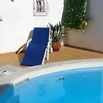 فيلة Luxurious In With Pool البوفيرا