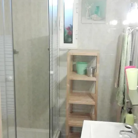 فيلة Luxurious In With Pool